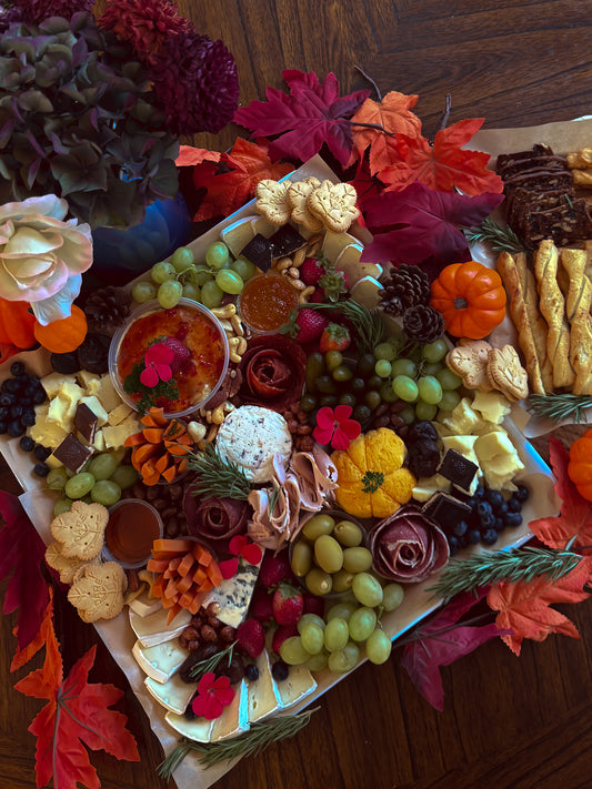 Thanksgiving Party Board (6-8 people)