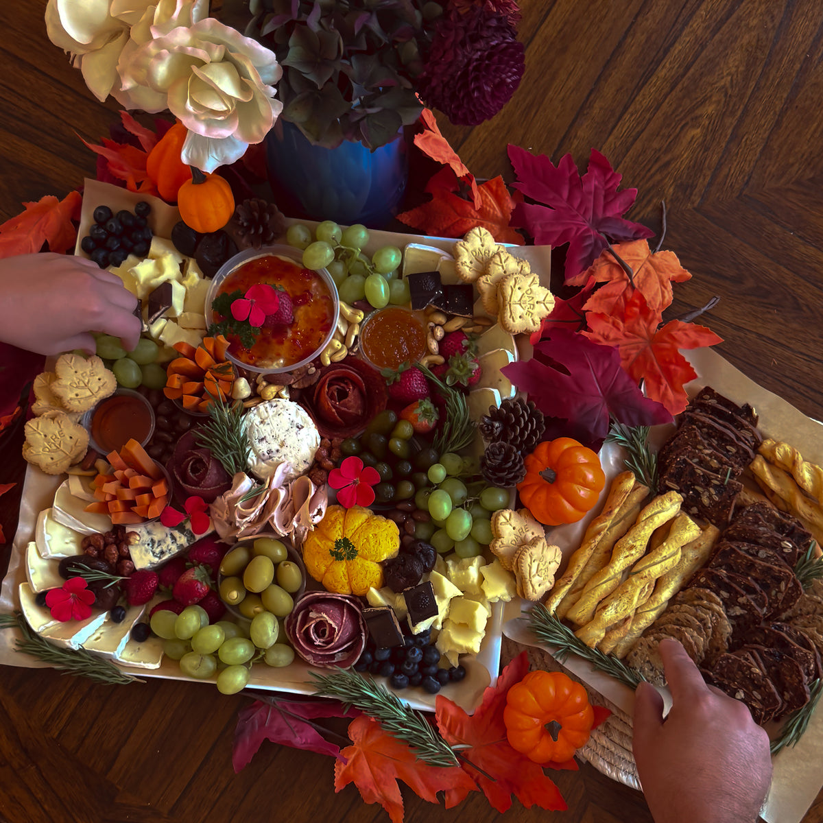 XL Thanksgiving Party Board (8-10 people)