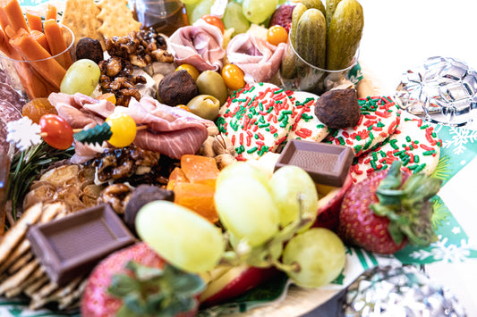 Holiday Charcuterie 4-6 People
